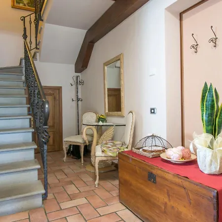 Le Terrazze By Interhome בית נופש *