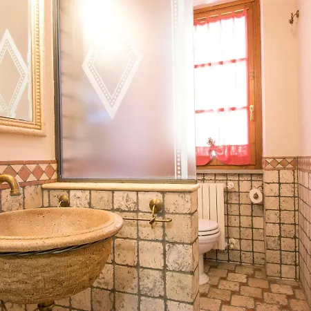 Le Terrazze By Interhome בית נופש צ'יביטלה אין ואל די קיאנה
